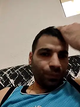 Snapshot of J0nyhson chatting on 03.10.25 J0nyhson online show from 03.10.25