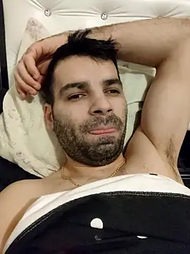 Snapshot of J0nyhson chatting on 03.12.25 J0nyhson online show from 03.12.25