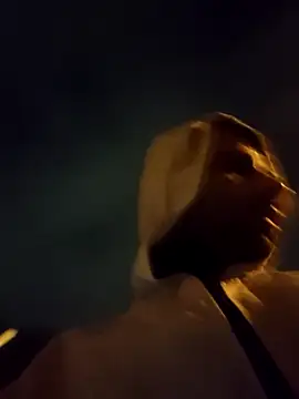 Snapshot of J0nyhson chatting on 10.10.25 J0nyhson online show from 10.10.25