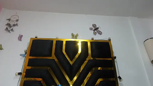 Helennahot online show from 10.22.25