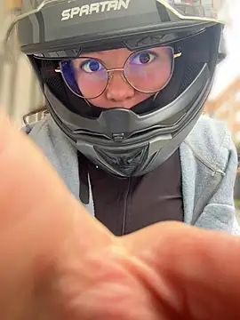 abbyhall  online show from 04.19.26