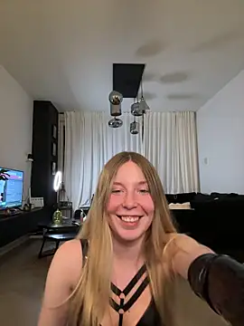 VeraSerephina online show from 10.10.25