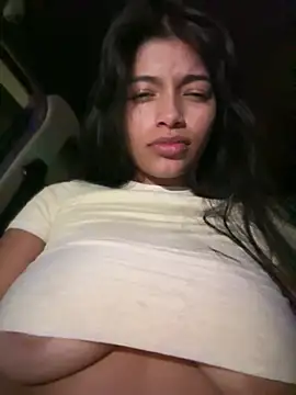 Snapshot of AgathaGeorgiou chatting on 02.14.25 AgathaGeorgiou online show from 02.14.25