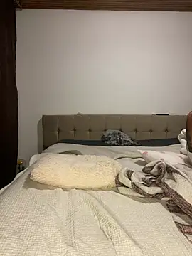 Snapshot of AgathaGeorgiou chatting on 02.16.25 AgathaGeorgiou online show from 02.16.25