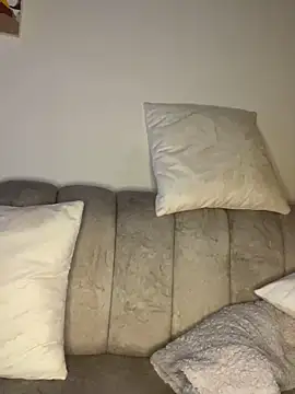 Snapshot of AgathaGeorgiou chatting on 09.25.25 AgathaGeorgiou online show from 09.25.25