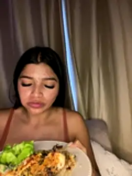 Snapshot of AgathaGeorgiou chatting on 11.01.25 AgathaGeorgiou online show from 11.01.25