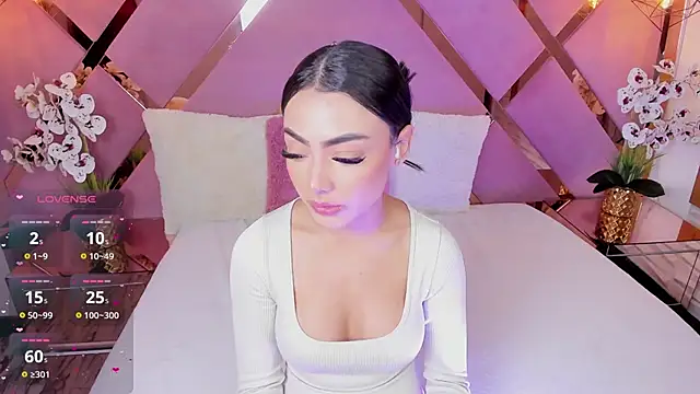 SHANONCLARK online show from 03.13.25