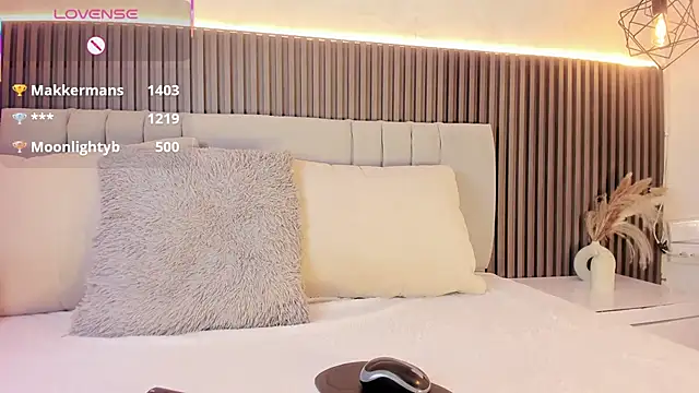 SHANONCLARK online show from 10.08.25