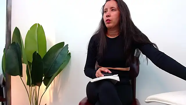 marthina thompsson online show from 01.02.25