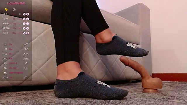 marthina thompsson online show from 10.21.25