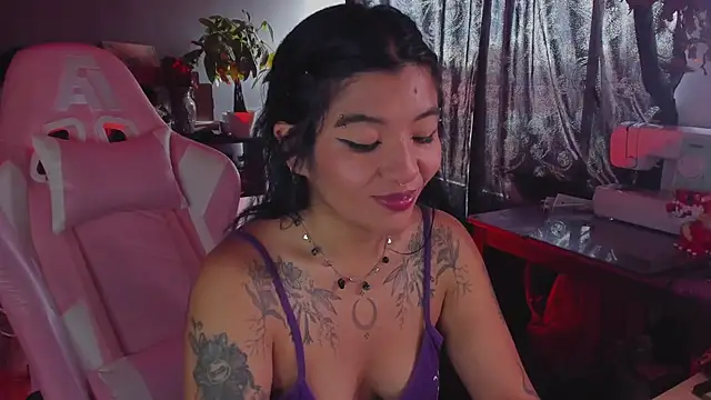 annie walker6 online show from 10.09.25