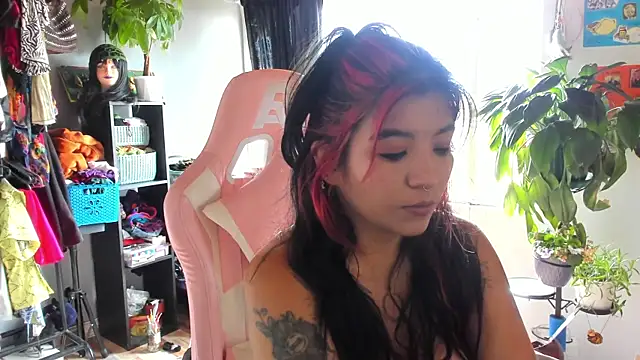 annie walker6 online show from 04.19.26