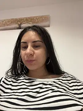 Snapshot of JenniferEdith chatting on 01.14.25 JenniferEdith online show from 01.14.25
