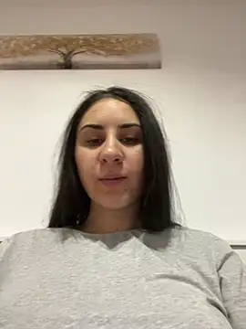 Snapshot of JenniferEdith chatting on 02.06.25 JenniferEdith online show from 02.06.25