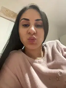 Snapshot of JenniferEdith chatting on 02.23.25 JenniferEdith online show from 02.23.25