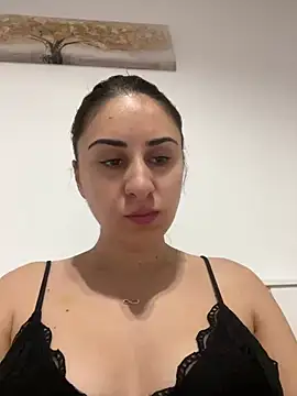 Snapshot of JenniferEdith chatting on 03.10.25 JenniferEdith online show from 03.10.25