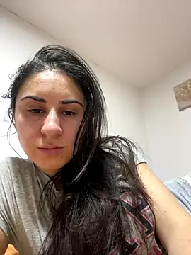Snapshot of JenniferEdith chatting on 12.18.25 JenniferEdith online show from 12.18.25