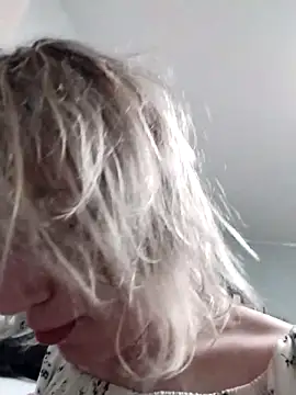 Linda Gregory online show from 10.06.25