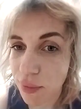 Linda Gregory online show from 11.17.25