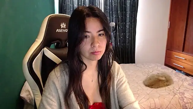 Snapshot of alice_middlee chatting on 07.22.26 alice middlee online show from 07.22.26