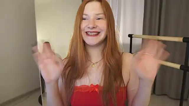 FiaMoor online show from 11.17.25