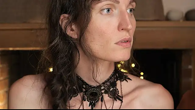 yulladao online show from 09.20.25