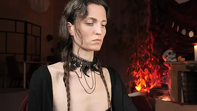 yulladao online show from 10.29.25