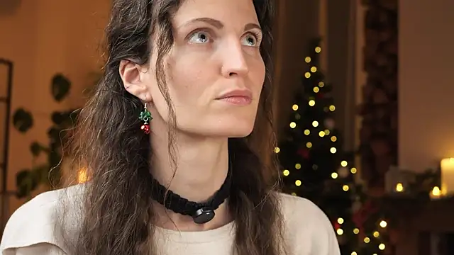 yulladao online show from 12.20.25