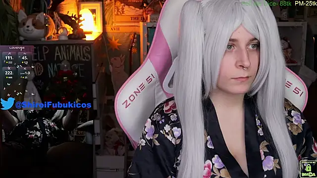 ShiroiFubuki online show from 12.13.24