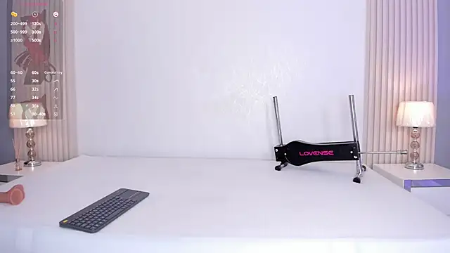 Snapshot of Jiggly__ chatting on 11.27.25 Jiggly online show from 11.27.25