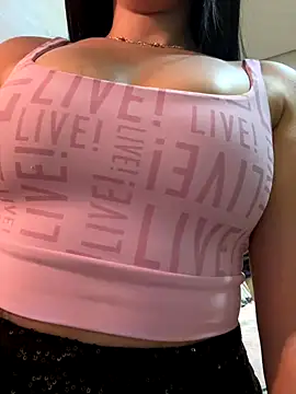 lupyta20 online show from 10.16.25