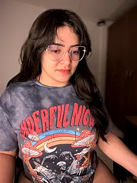 Lia flowers online show from 11.03.25