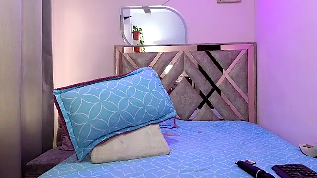 Mariana collins99 online show from 10.05.25