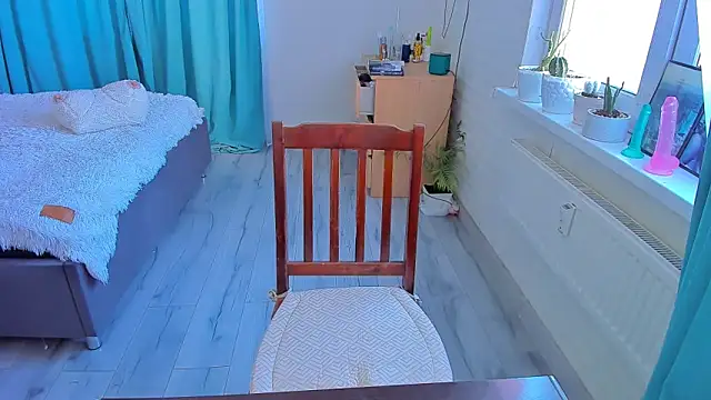 Mia Brackenridge26 online show from 04.11.26