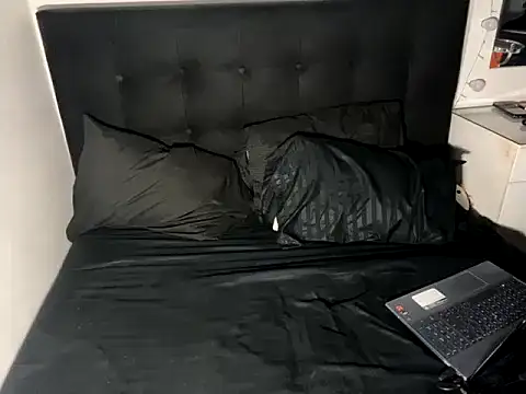 sebastiangrey06 online show from 09.12.25