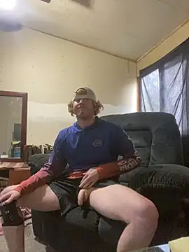 Snapshot of hottestcouplevaa chatting on 12.28.24 hottestcouplevaa online show from 12.28.24