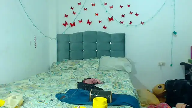 AmaraRoberts420 online show from 01.30.25