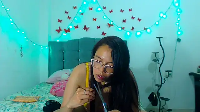 AmaraRoberts420 online show from 02.03.25