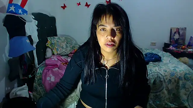 AmaraRoberts420 online show from 10.02.25