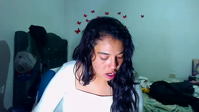 AmaraRoberts420 online show from 12.05.25