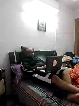 Dick 6inches online show from 12.08.24