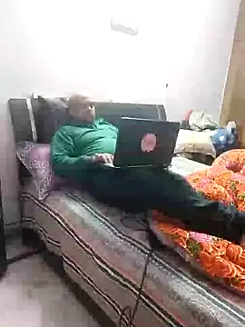 Dick 6inches online show from 12.08.24