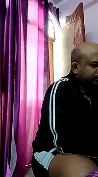 Dick 6inches online show from 03.01.25