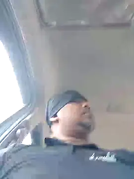 Dick 6inches online show from 03.18.25