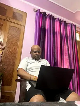 Dick 6inches online show from 10.13.25