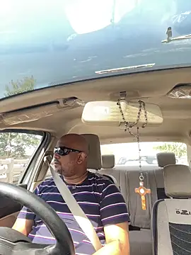 Dick 6inches online show from 04.18.26