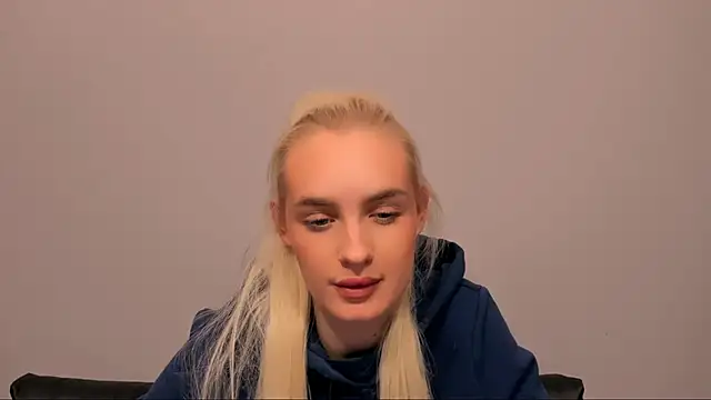 Snapshot of OliviaKisss chatting on 02.24.26 OliviaKisss online show from 02.24.26