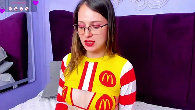 AmbeerWood  online show from 03.09.25