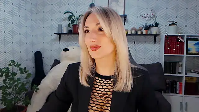 MillaXQueen online show from 03.24.26