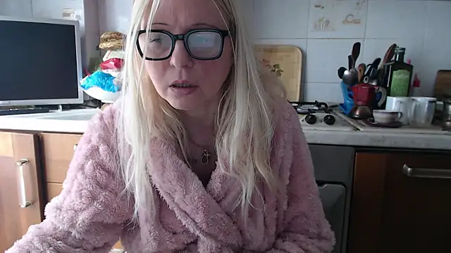 martachatte online show from 02.10.26